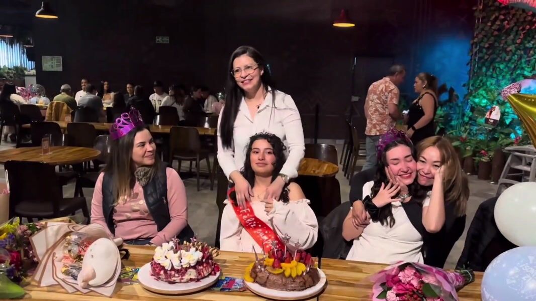 Vista previa: Mariachi con voz femenina